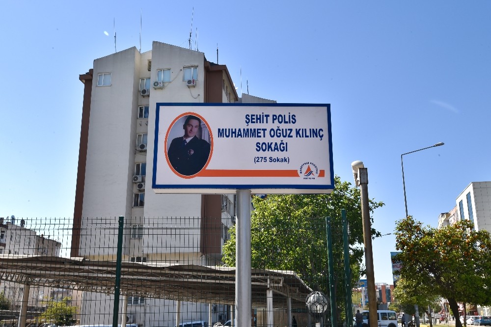 15 Temmuz şehidin adı sokağa verildi