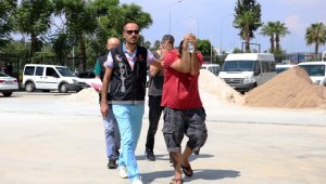 Antalya'da uyuşturucu operasyonu: 2 gözaltı