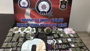 Antalya'da uyuşturucu operasyonu!