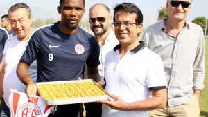 ATB başkanından Antalyaspor'a baklavalı davet