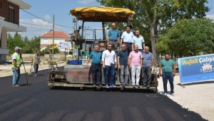 Bayram öncesinde sıcak asfalt