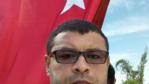 Evlilik yıldönümü için gittiği restoranda hesap öderken hayatını kaybetti