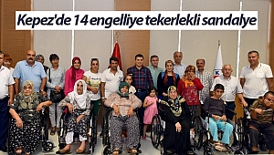 Kepez'de 14 engelliye tekerlekli sandalye