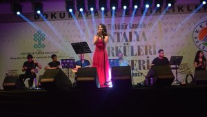 Kepez'de Antalya türküleri seslendirildi
