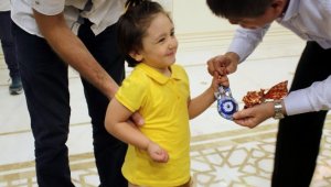 Özge'den Başkan Türel'e teşekkür ziyareti (Videolu)