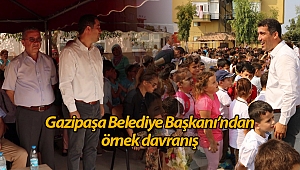 Güneş altında bekleyen çocuklar protokole alan başkan, kendi ayakta bekledi