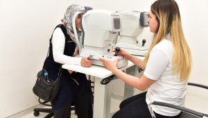 Kepez'de tam donanımlı göz muayenesi