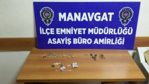Manavgat'ta hırsızlık zanlısı uyuşturucuyla yakalandı