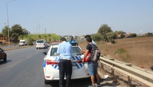 Manavgat'ta otomobil takla attı: 1 yaralı