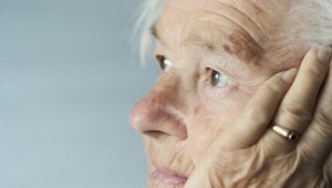 Alzheimer hastalarına 'akupunktur'