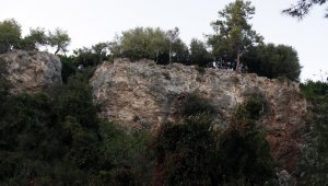 Antalya'da falezlerde erkek cesedi bulundu