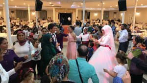 Gazeteci Ertuğrul Gün'ün mutlu günü