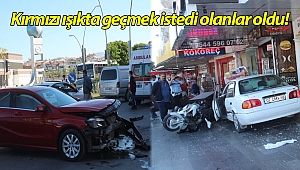Kırmızı ışıkta geçen otomobil ortalığı savaş alanına çevirdi! (Videolu)