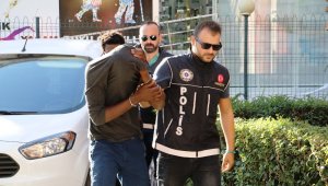 Uyuşturucu kaçakçıları 5 yıldızlı otelde alem yaparken yakalandı