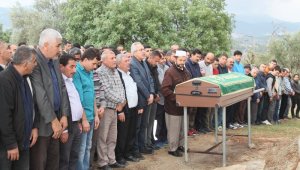 Ağaç motoru kazasında ölen işitme engelli eski sporcu toprağa verildi