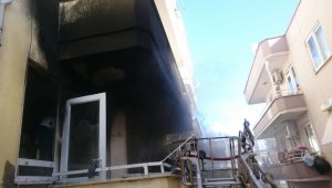 Mutfakta başlayan yangın evi kül etti