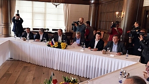 Üçlü zirve öncesi Antalya'da kritik görüşme