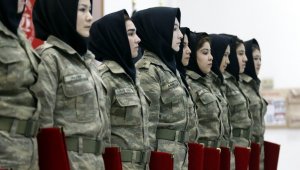 75 Afgan kadın subay Antalya'da eğitimlerini tamamladı