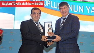 Başkan Türel’e akıllı kent ödülü 