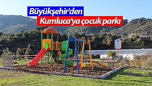 Büyükşehir'den Kumluca'ya çocuk parkı