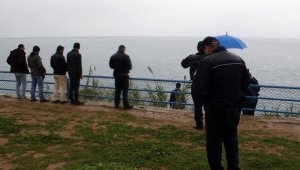 Falezlerde emlakçının gösterdiği anahtar intihardan vazgeçirdi