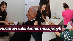 Huzurevi sakinlerinin masaj keyfi