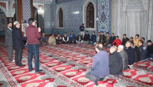 Manavgat Müftülüğü'nden işitme engellilere camide din dersi