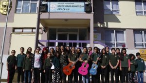 Öğrencilerden değerler eğitimi korosu