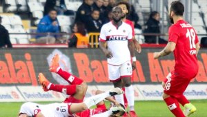 Süper Lig: Antalyaspor: 1 - Gençlerbirliği: 1