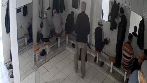 Yaşlı cami hırsızı suçüstü yakalandı