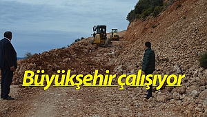 Kaş Bezirgan'da stabilize yol çalışmaları başladı 