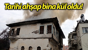 Antalya'da koruma altındaki tarihi ahşap bina kül oldu!