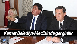Kemer Belediye Meclisinde gerginlik