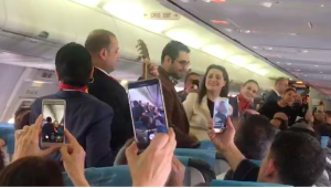 Antalya-Berlin uçağında müthiş sürpriz