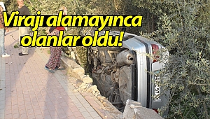 Virajı alamayan otomobil bahçeye girdi!