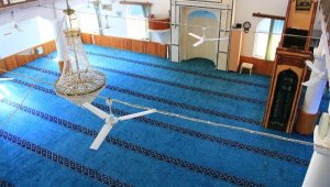 Büyükşehir Belediyesi cami halılarını yeniliyor