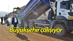 Elmalı Yuva’nın sıcak asfaltsız yolu kalmıyor