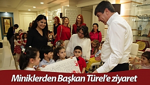 Miniklerden Başkan Türel’e ziyaret