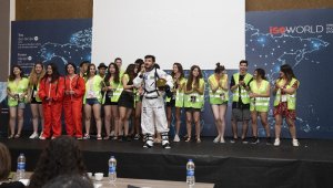 Geleceğin liderleri Antalya'da bir araya geldi