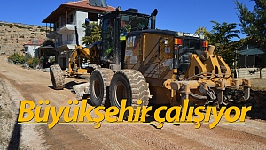 Korkuteli Küçükköy’de asfalt hazırlığı