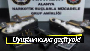 Ayakkabı tabanında uyuşturucu zulası!
