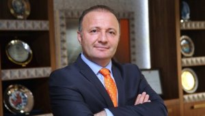 "5 kişi bir kadayıfı yiyoruz" diye yazan öğrenciye Rektör'den açık davet
