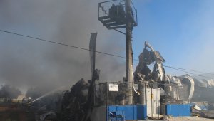 Antalya'da bidon üretim fabrikasında yangın
