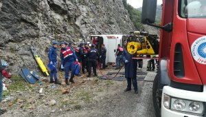 Antalya'da kaza: 3 ölü, 14 yaralı