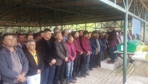 Futbol antrenmanında kalp krizi geçiren belediye personeli hayatını kaybetti