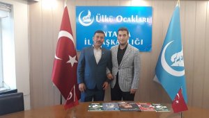 Kaş'ta Ülkü Ocakları açıldı