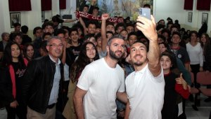 Mevlüt Erdinç'ten öğrencilere gol sözü