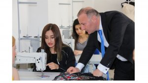 Üniversite Destekleme Vakfı'ndan Meslek Yüksekokulu'na bağış