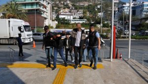 Uyuşturucu tacirlerine ceza yağdı