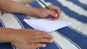 Antalya'da annenin çocuğunun parmağını dağladığı iddiası